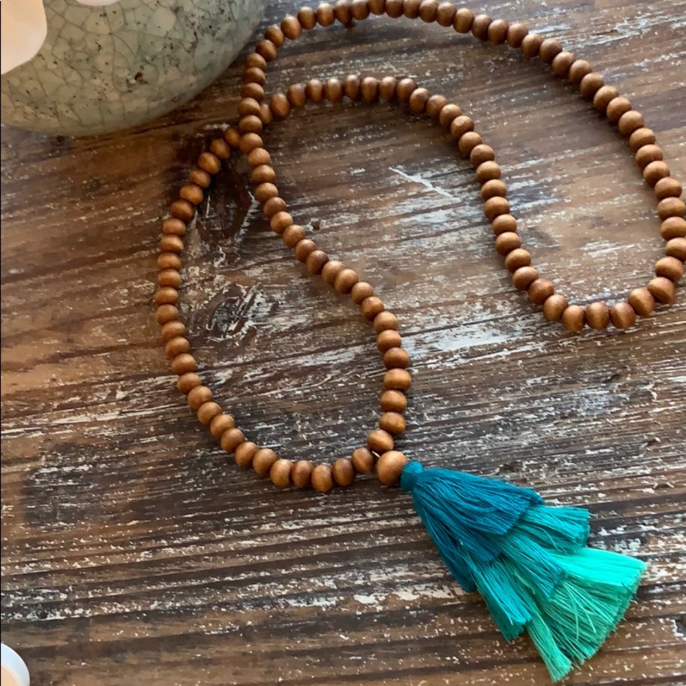 Tassel necklace